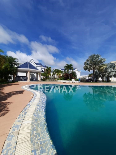 Imagen 13 de 14 de Town House En Margarita