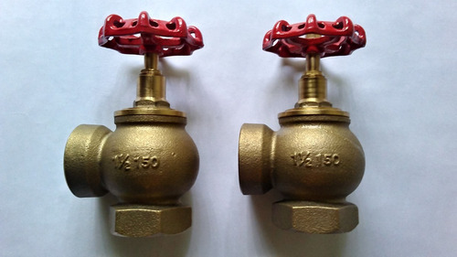 Llave De Bronce Contra Incendio De 1 1/2 Pulgadas En 30$ C/u