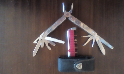 Navaja Victorinox Original Como Nueva, Multiples Cuchillos..