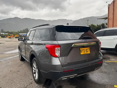 Ford Explorer 2.3 XLT 4X4