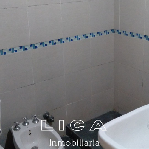 Imagen 10 de 15 de Casa En Venta Sobre Calle C. Escalada 3271 De La Ciudad De San Lorenzo, A 40 Metros De La Rn11