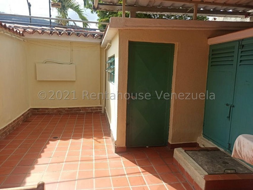 Imagen 5 de 25 de Casa En Venta La Trinidad Jesús Enrique Díaz 22-12473 Caracas Baruta
