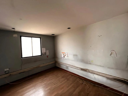Casa Comercial En Esquina Estrategica