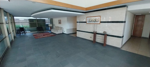 Inversión Vende Dpto 3d + 2b C/estac. - M. Chile España
