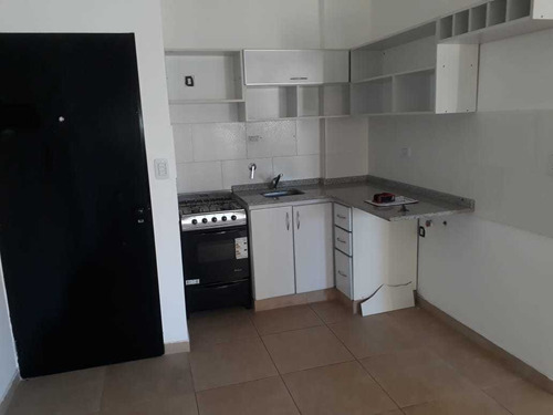 Imagen 2 de 13 de Ph En Venta En Lanús Oeste