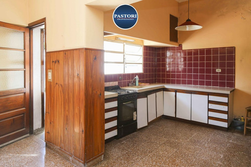 Imagen 20 de 26 de Venta Urgente Ph Tipo Casa En Pb. Con Jardín Y Cochera!!!