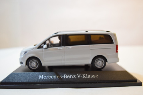 Mercedes Benz V-class Blanco Minichamps 1/43 C/caja 