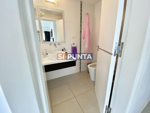 Imagen 20 de 30 de Apartamento En Alquiler Anual