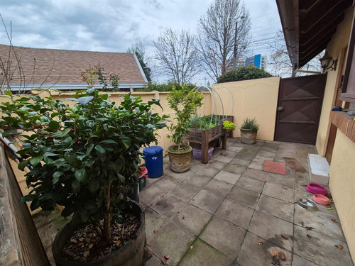 Casa En Venta De 4 Dorm. En Talca
