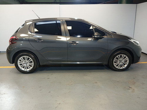 Peugeot 208 1.6 Allure