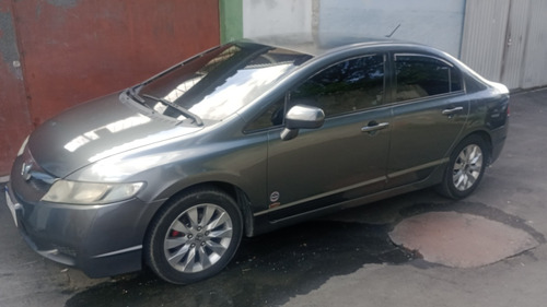 Honda Civic 1.8 Lxs Flex Aut. 4p