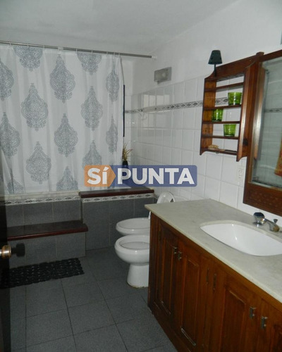 Imagen 8 de 13 de Casa En Venta - Jardínes De Córdoba