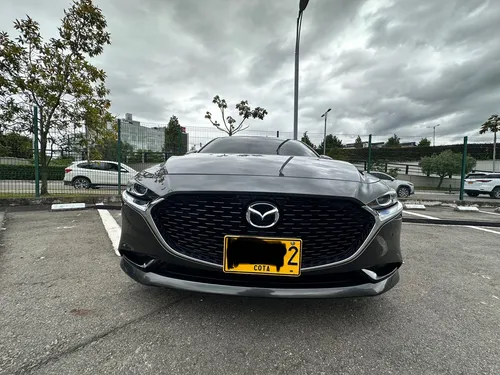 Mazda 3 2.0 Touring