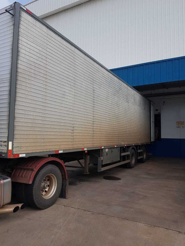 Carreta Baú Vanderleia 2 Eixos Pneumática Ano 2016