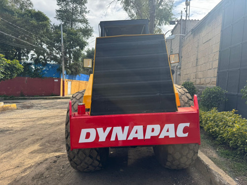 Vibrocompactador Dynapac Ca251 Año 2002