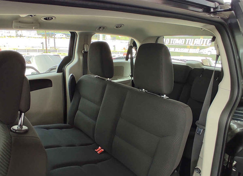 Imagen 14 de 15 de Dodge Grand Caravan 2020 5p Sxt