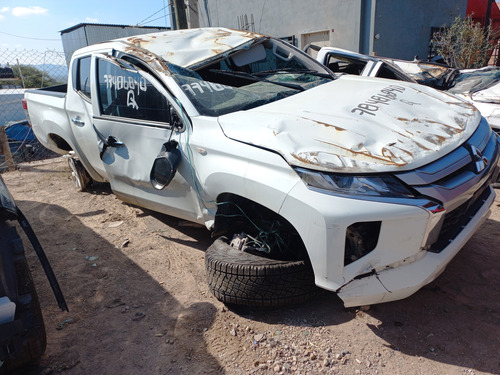 Desarmo Mitsubishi L200 Did 4x4 Año 2022 Solo Por Partes