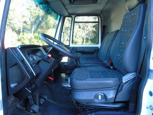 Imagem 11 de 14 de Ford Cargo 816 S