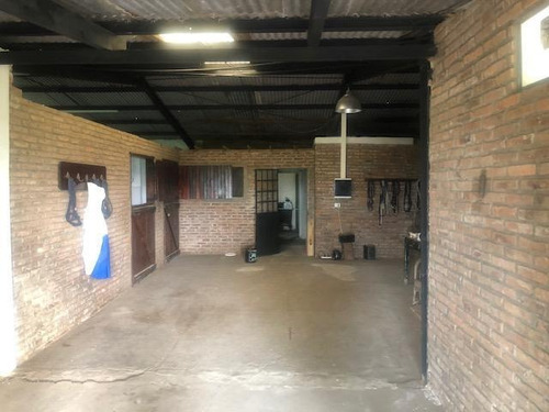 Imagen 11 de 30 de Campo Con Casa Y Boxes En Venta Con Renta - Capilla Del Señor - Exaltacion De La Cruz
