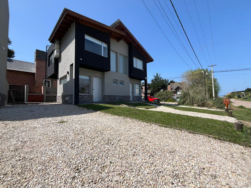 Duplex En Las Gaviotas