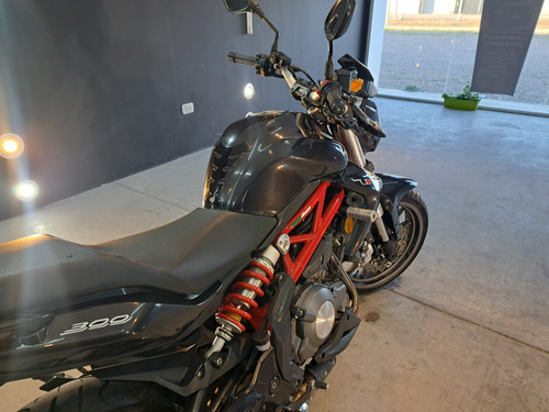 Imagen 4 de 7 de Benelli Tnt 300