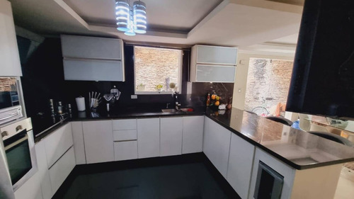 196962 L. P. Alquiler Townhouse, Urb. Manantial, Naguanagua, Solo Clientes