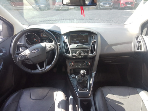Imagen 21 de 25 de Ford Focus 2.0 Titanium En Buen Estado (cf)