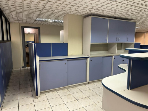 Oficina De Primer Nivel En Inmejorable Ubicación.