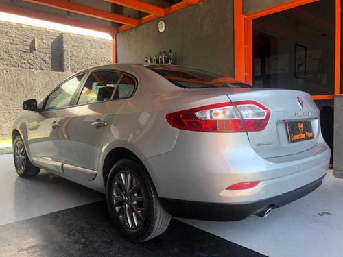 Imagem 5 de 10 de Renault Fluence Dynamique 2.0 16v Hi-flex Aut. 2015