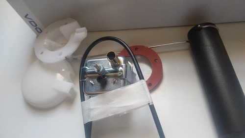 Imagem 2 de 4 de Indicador Gasolina + Bóia Vdo Fusca Fuscão 70/71/72/73/74/75
