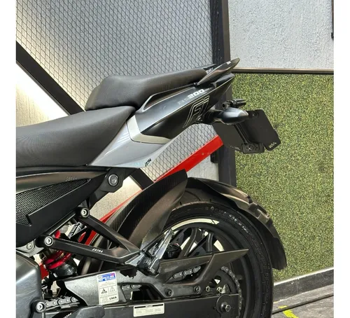 Pulsar Ns 200 Fi