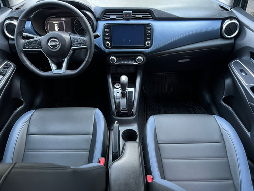Nissan Versa 1.6 Exclusive Navi At