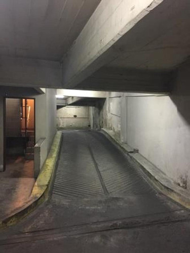 Imagen 2 de 4 de Barrio Norte - Cocheras Doble En Venta