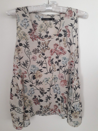 Top Blusa Cuesta Blanca Flores  Talle 40