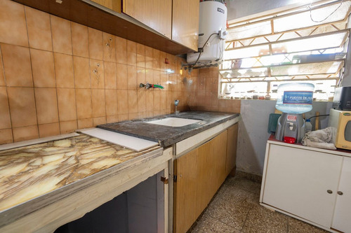 Venta De Casa Multifamiliar En Ituzaingó