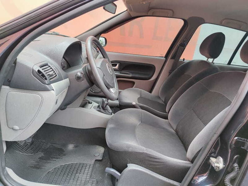 Imagem 15 de 15 de Renault Symbol Pr1616v 2012
