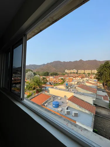 Res Titanium Suite, Mañongo