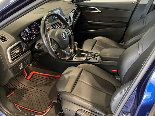 Imagen 6 de 11 de Bmw 120ia Sedan Sport Line Automático Mod. 2019