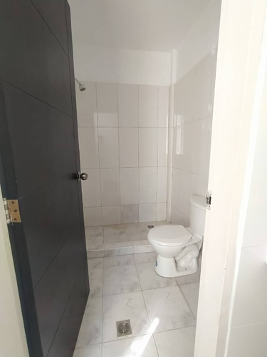 Imagen 15 de 19 de Casa - Quinta En Trigal Norte, Valencia. Negociable
