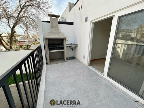 Exclusivo Depto 2 Amb. Con Cochera Y Parrilla