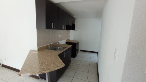 Imagen 13 de 29 de Vendo Precioso Apartamento En Optimas Condiciones, Se Ubica En Sector Preferencial De Alta Plusvalía