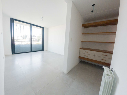 Imagen 7 de 10 de Exclusivo Departamento 4 Amb Con Terraza