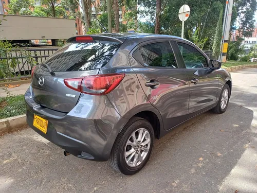 Mazda 2 1.5 Touring