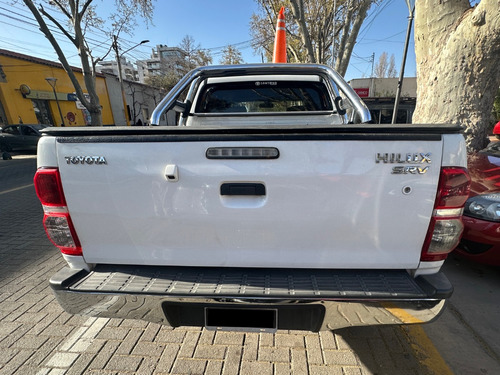 Toyota Hilux 3.0 Cd Srv Cuero 171cv 4x2