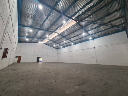 Imagen 9 de 13 de Jorge Febres Alquila Galpon En Zona Industrial Norte (lemg-026)