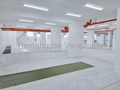 Agp Local Comercial Ideal Para Taller O Concesionario, En Alquiler En Los Ruices 25-16956 Ys