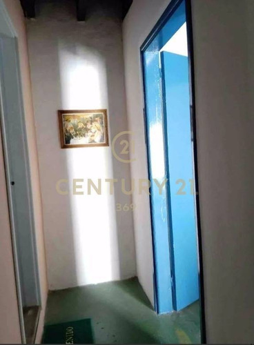 Imagen 11 de 22 de Oportunidad Inversion O Vivienda!! Triplex Ciudad Vieja - 3 Dormitorios