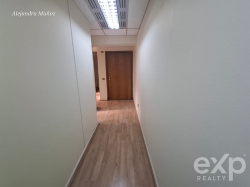 Oficina En Arriendo En Providencia