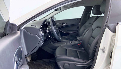 Imagen 14 de 15 de 110345 - Mercedes-benz Clase Cla 2018 Con Garantía