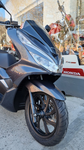 Imagen 9 de 25 de Honda Pcx 150 Scooter 2021 Modelo Dlx Nuevo - Power Bikes